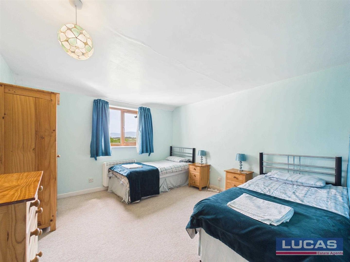 Pentre Bolion, Llanddona